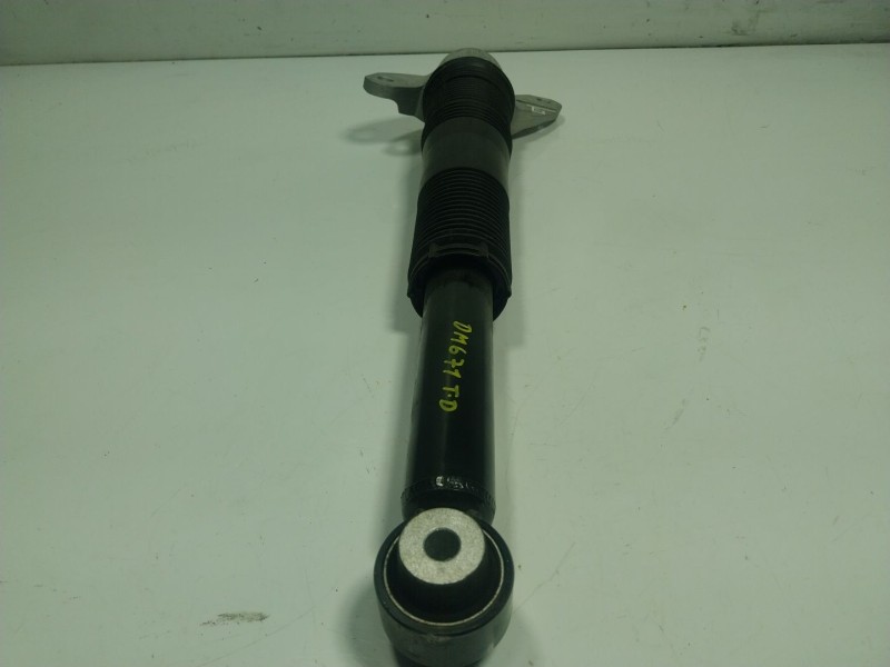 Recambio de amortiguador trasero derecho para land rover range rover evoque referencia OEM IAM LR154812 K8D218080 