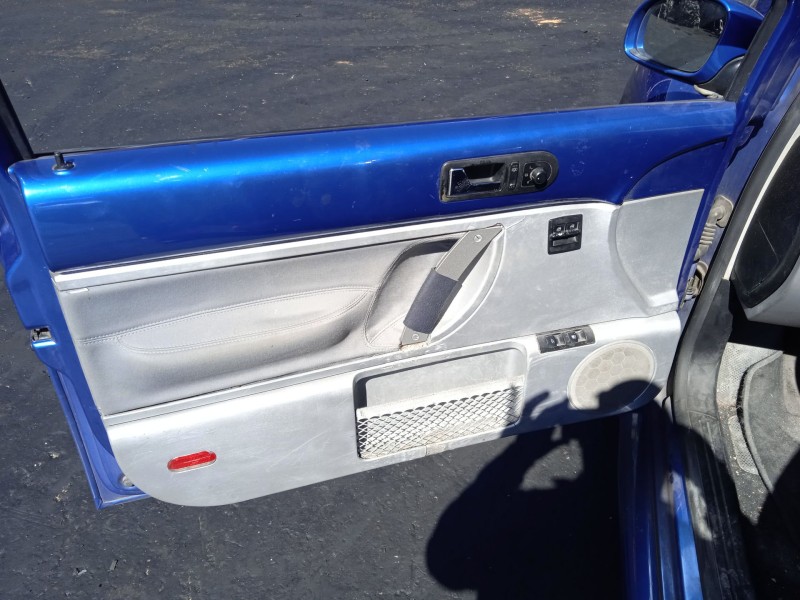 volkswagen new beetle (9c1, 1c1) del año 2002