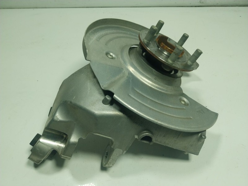 Recambio de mangueta trasera izquierda para land rover range rover evoque referencia OEM IAM LR139877  