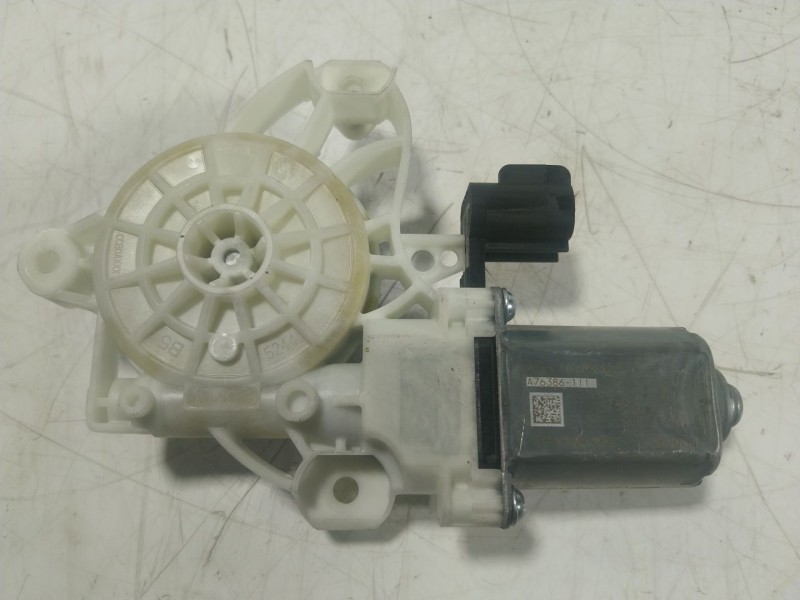 Recambio de motor elevalunas trasero derecho para ford focus iv (hn) 1.0 ecoboost referencia OEM IAM 2635305 JX7B14A389BA 