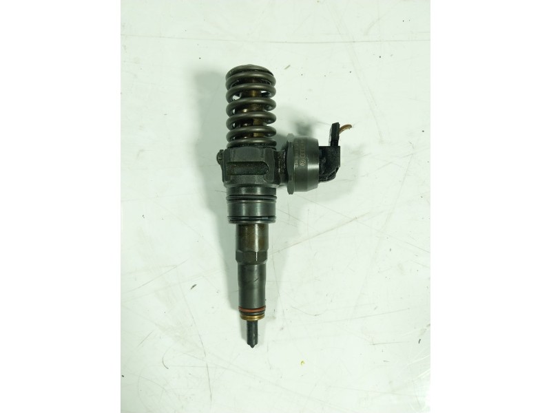 Recambio de inyector para seat ibiza (6l1) 1.4 tdi cat (bnm) referencia OEM IAM   
