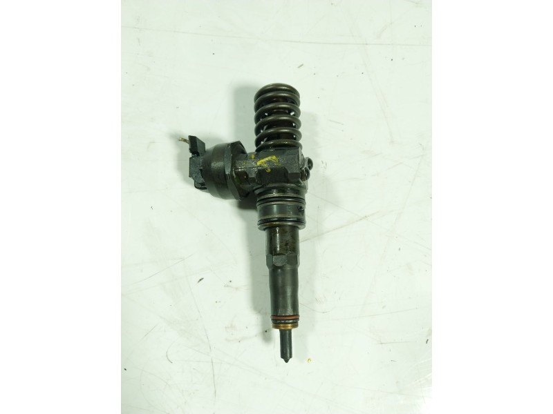 Recambio de inyector para seat ibiza (6l1) 1.4 tdi cat (bnm) referencia OEM IAM   