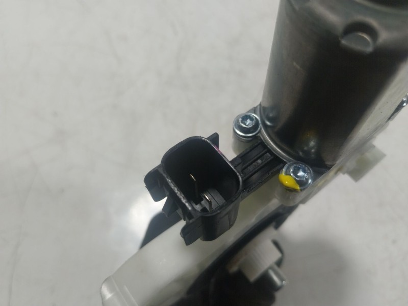 Recambio de motor elevalunas trasero izquierdo para ford focus iv (hn) 1.0 ecoboost referencia OEM IAM 2588294 JX7B14553BA 