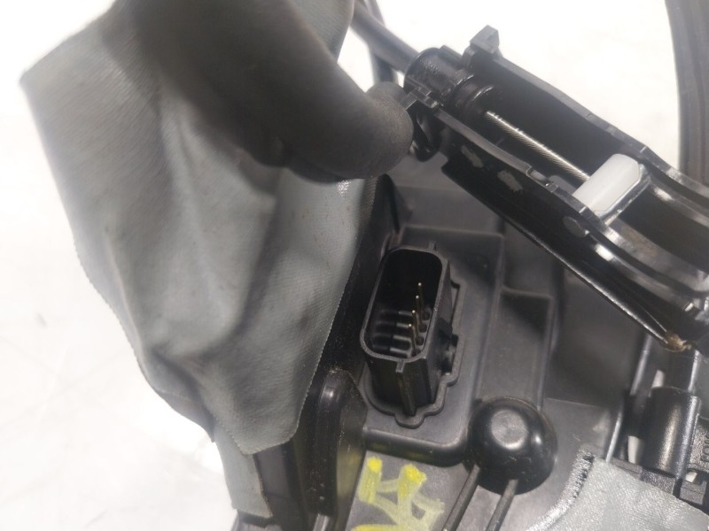 Recambio de cerradura puerta delantera izquierda para ford focus iv (hn) 1.0 ecoboost referencia OEM IAM 2725392 JX7AA21813ND 