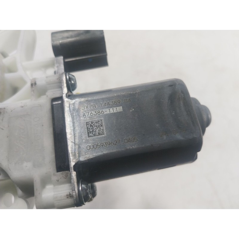 Recambio de motor elevalunas delantero derecho para ford focus iv (hn) 1.0 ecoboost referencia OEM IAM 2635305 JX7B14A389BA 