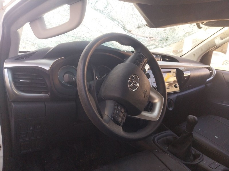 toyota hilux viii pick-up (_n1_) del año 2023