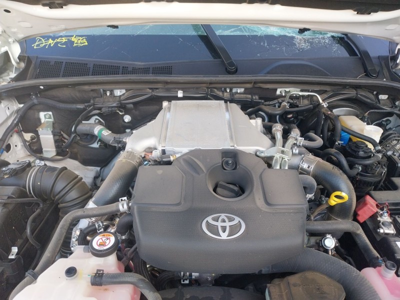 toyota hilux viii pick-up (_n1_) del año 2023