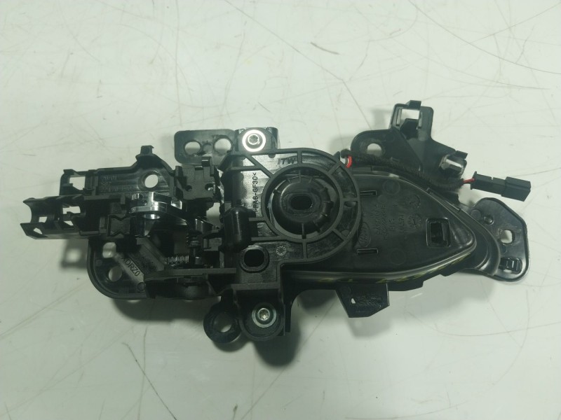 Recambio de maneta interior trasera derecha para land rover range rover evoque referencia OEM IAM LR126652 K8D222642B 