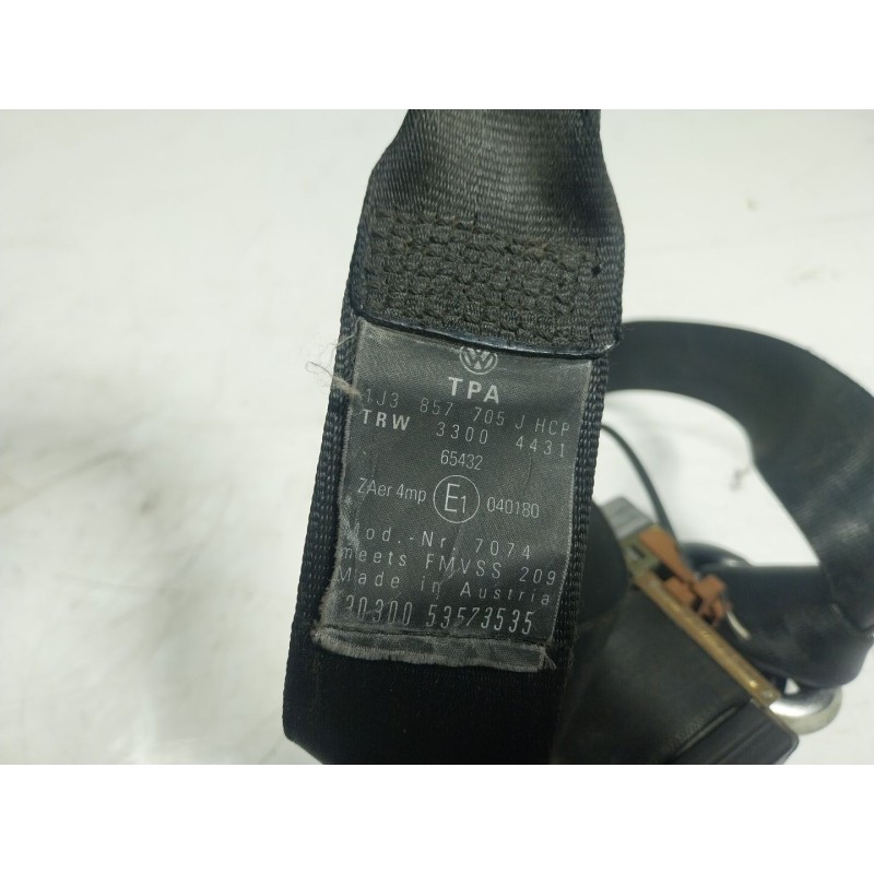 Recambio de cinturon seguridad delantero izquierdo para volkswagen golf iv berlina (1j1) 1.9 tdi referencia OEM IAM  1J3857705J 