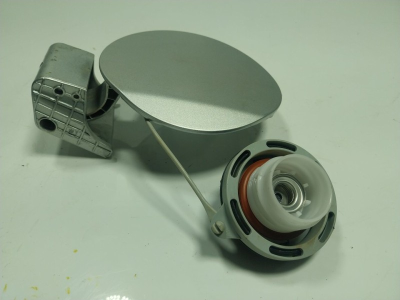 Recambio de tapa combustible para kia picanto iii (ja) 1.0 referencia OEM IAM  69510G6000 