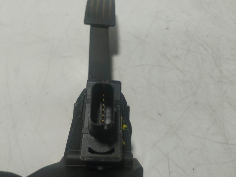 Recambio de potenciometro pedal para ford focus iv (hn) 1.0 ecoboost referencia OEM IAM 2537261 JX619F836AC 