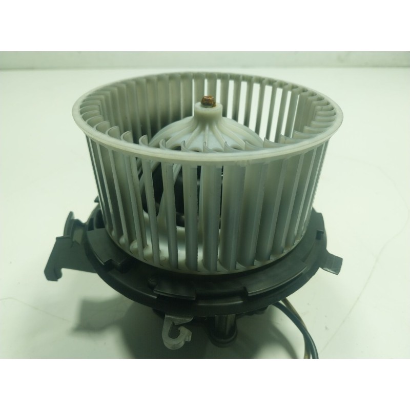 Recambio de motor calefaccion para opel astra j (p10) 1.7 cdti (68) referencia OEM IAM  U7253002 