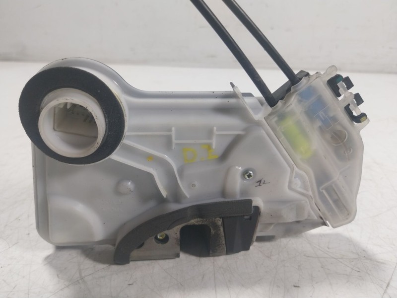 Recambio de cerradura puerta delantera izquierda para toyota aygo (_b4_) 1.0 (kgb40) referencia OEM IAM 690400H060  