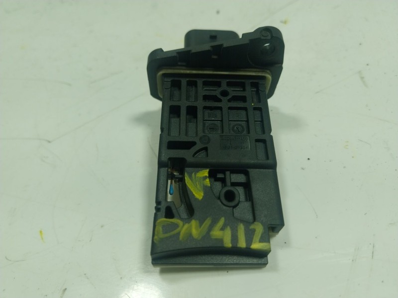 Recambio de caudalimetro para ford tourneo courier b460 monospace 1.5 tdci referencia OEM IAM 1872775 CA6112B579 