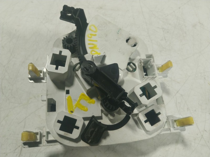 Recambio de mando calefaccion / aire acondicionado para toyota aygo (_b4_) 1.0 (kgb40) referencia OEM IAM 55900YV030 55900YV030 