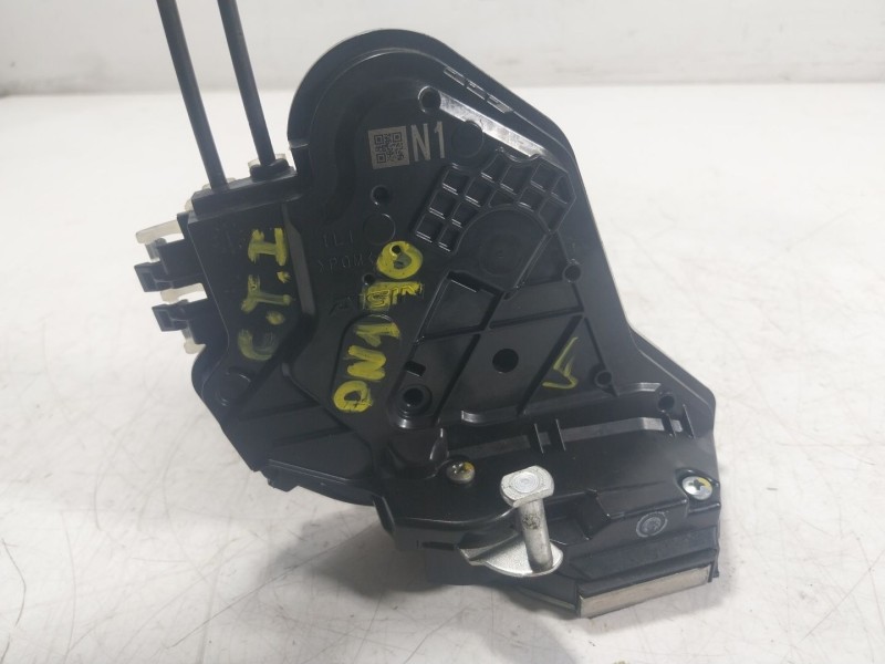 Recambio de cerradura puerta trasera izquierda para toyota aygo (_b4_) 1.0 (kgb40) referencia OEM IAM 6906002390  