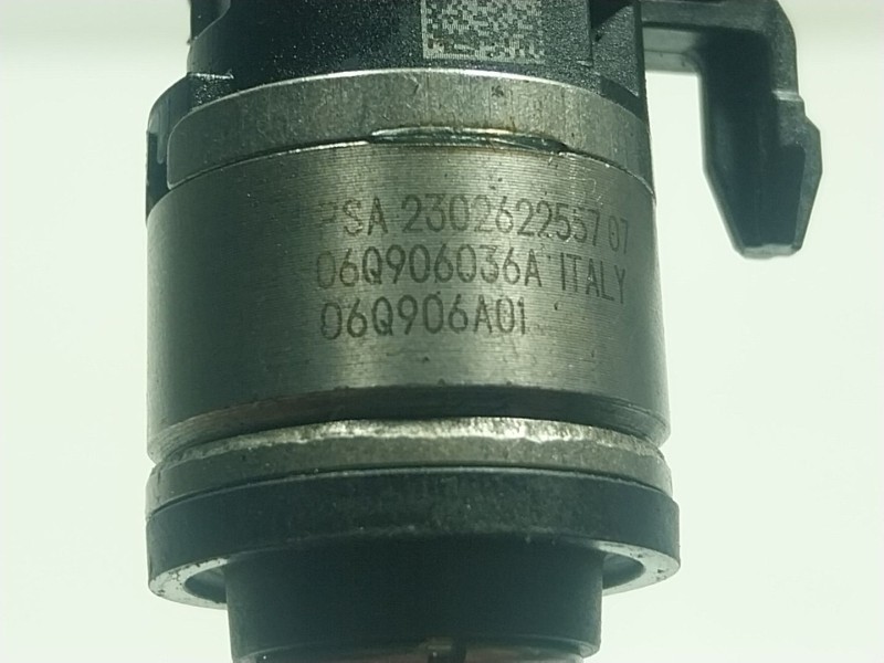 Recambio de inyector para porsche macan (95b) 2.0 (95bau1) referencia OEM IAM 9A7906036A 06Q906036 