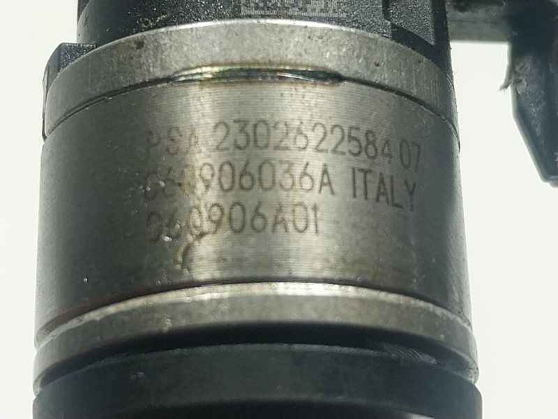Recambio de inyector para porsche macan (95b) 2.0 (95bau1) referencia OEM IAM 9A7906036A 06Q906036 