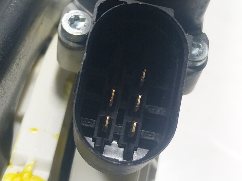 Recambio de elevalunas trasero derecho para bmw x6 (e71, e72) xdrive 40 d referencia OEM IAM 51357197304 7179602 67627267692