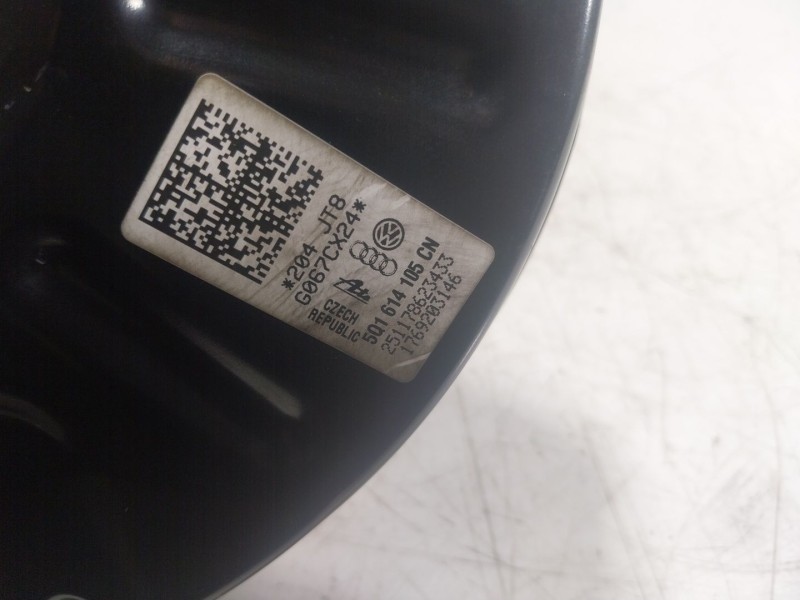 Recambio de servofreno para seat leon st (5f8) 2.0 tdi referencia OEM IAM 5Q1614106J 5Q1614105CN 