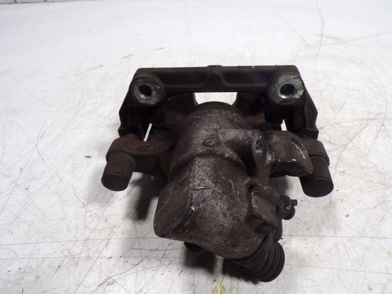 Recambio de pinza freno trasera derecha para volvo c30 1.6 diesel cat referencia OEM IAM 36001766 31341231 