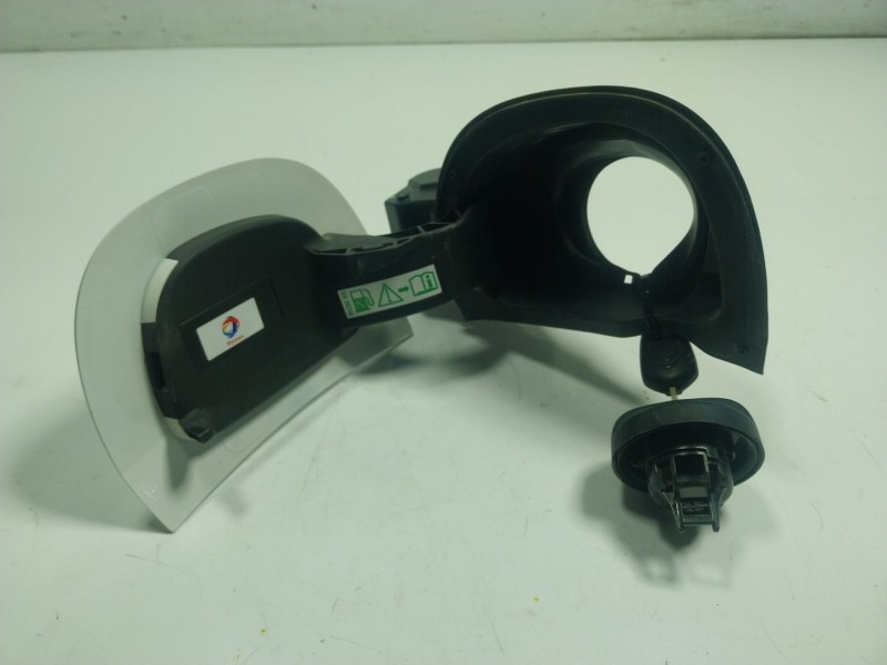 Recambio de tapa combustible para citroën c4 cactus 1.2 vti 82 referencia OEM IAM   