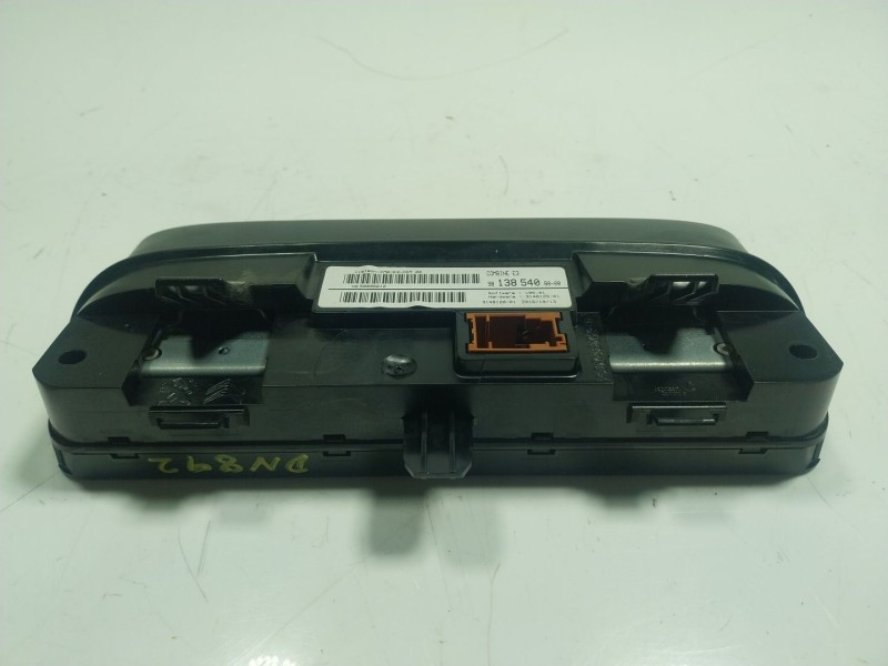 Recambio de cuadro instrumentos para citroën c4 cactus 1.2 vti 82 referencia OEM IAM  9813854080 