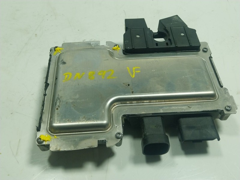 Recambio de modulo electronico para citroën c4 cactus 1.2 vti 82 referencia OEM IAM  9819596180 