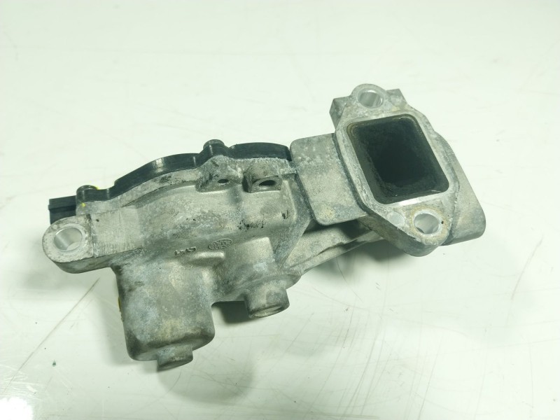 Recambio de valvula egr para opel astra j (p10) 1.7 cdti (68) referencia OEM IAM  55581958 