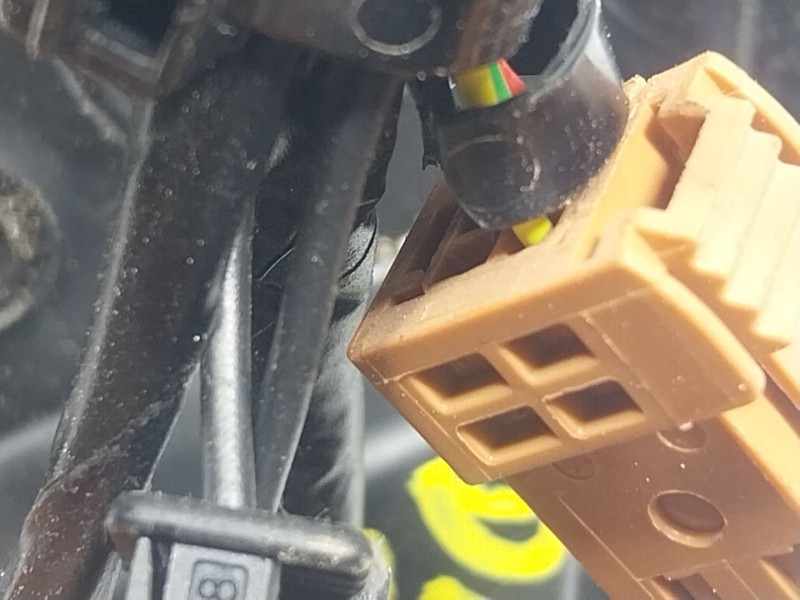 Recambio de espejo derecho para citroën c4 cactus 1.2 vti 82 referencia OEM IAM   