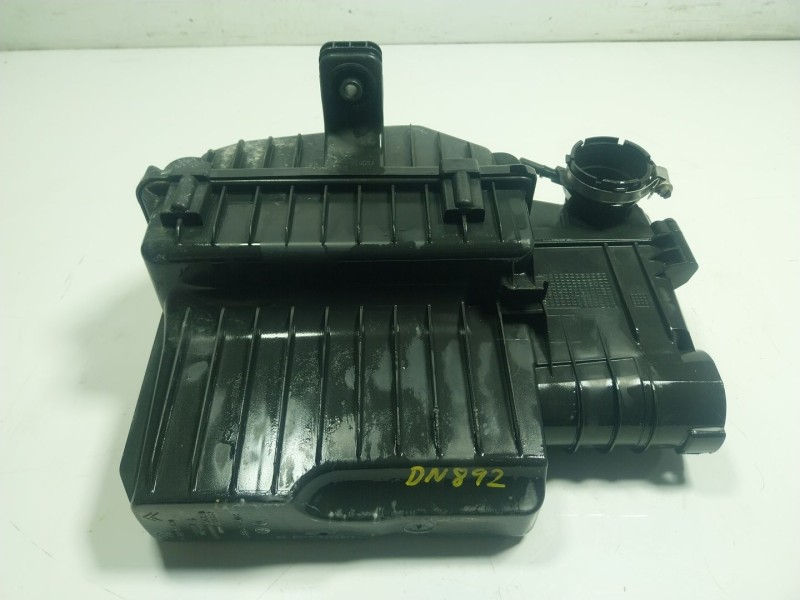 Recambio de filtro aire para citroën c4 cactus 1.2 vti 82 referencia OEM IAM  9670851380 