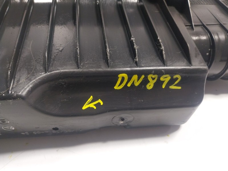 Recambio de filtro aire para citroën c4 cactus 1.2 vti 82 referencia OEM IAM  9670851380 