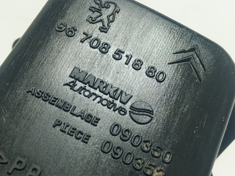 Recambio de filtro aire para citroën c4 cactus 1.2 vti 82 referencia OEM IAM  9670851380 