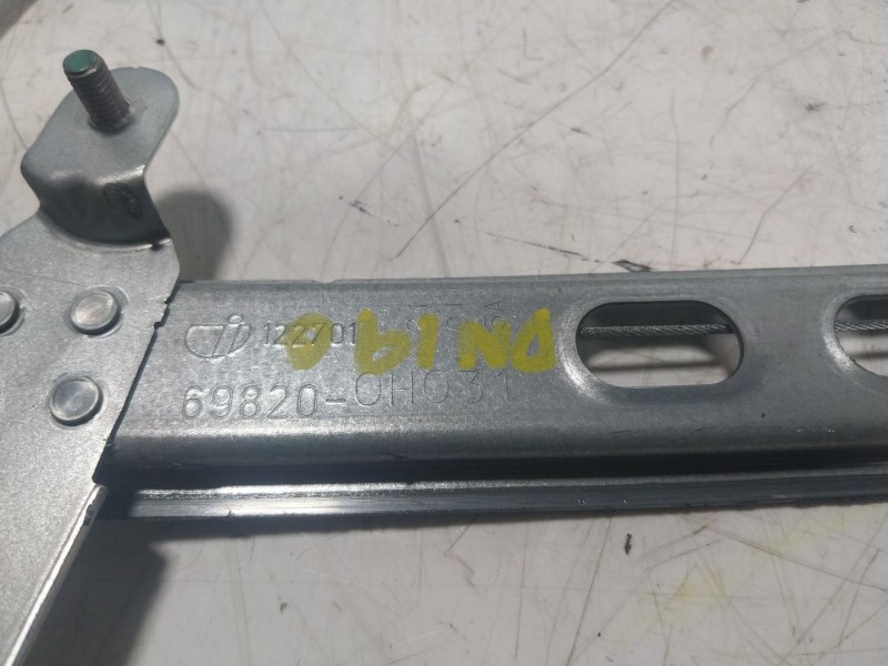 Recambio de elevalunas delantero izquierdo para toyota aygo (_b4_) 1.0 (kgb40) referencia OEM IAM 698200H031 698200H031 