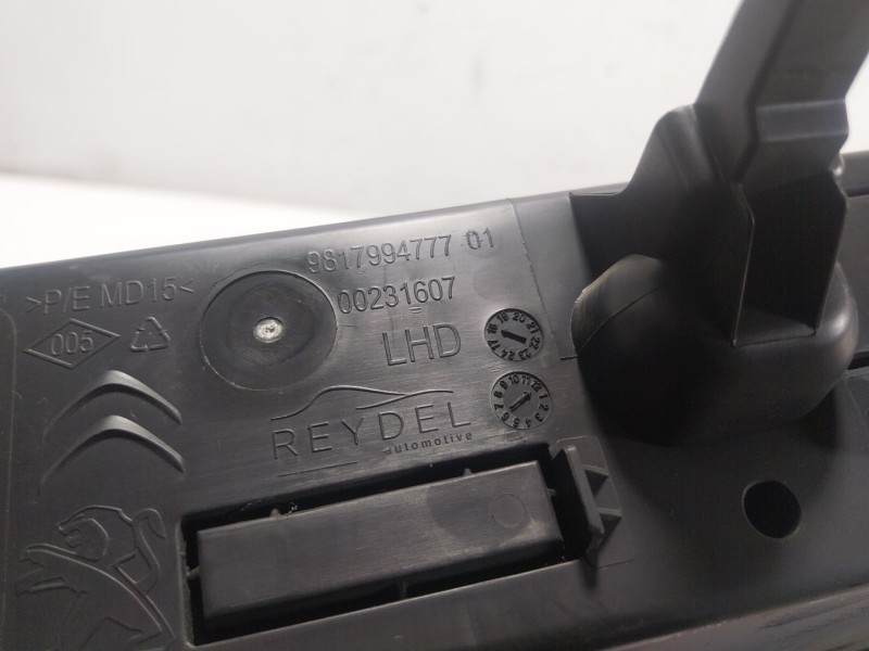 Recambio de guantera para peugeot partner furgoneta/monovolumen (k9) 1.6 bluehdi 75 referencia OEM IAM  981799477701 