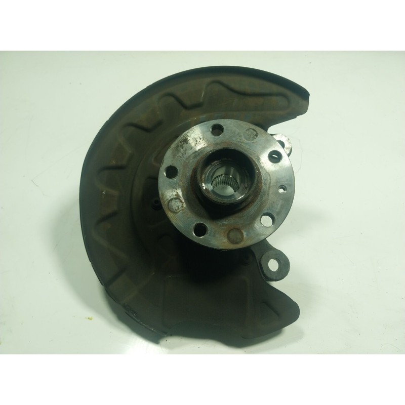 Recambio de mangueta delantera derecha para seat leon st (5f8) 1.6 tdi referencia OEM IAM 5Q0407256Q  