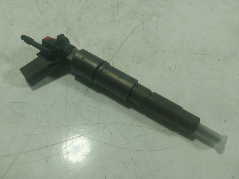 Recambio de inyector para bmw serie 7 (e65/e66) 730ld referencia OEM IAM  779272105 