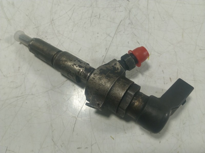 Recambio de inyector para citroën c3 1.4 hdi exclusive referencia OEM IAM  9645988580 