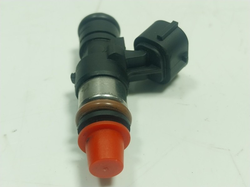 Recambio de inyector para volkswagen up! (121) fender up! referencia OEM IAM  04C904031D 