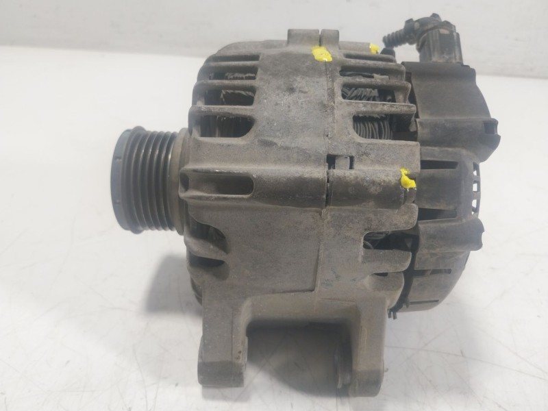 Recambio de alternador para citroën c4 cactus 1.2 vti 82 referencia OEM IAM  9818677980 