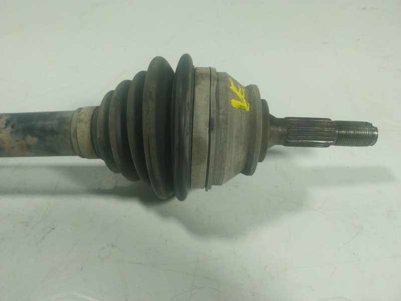 Recambio de transmision derecha para citroën c4 cactus 1.2 vti 82 referencia OEM IAM  9677476680 