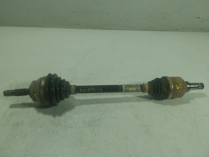 Recambio de transmision izquierda para citroën c4 cactus 1.2 vti 82 referencia OEM IAM  9677476580 