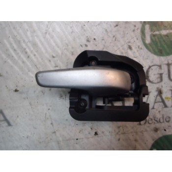 MANETA INTERIOR DELANTERA DERECHA A4517200275C22A 