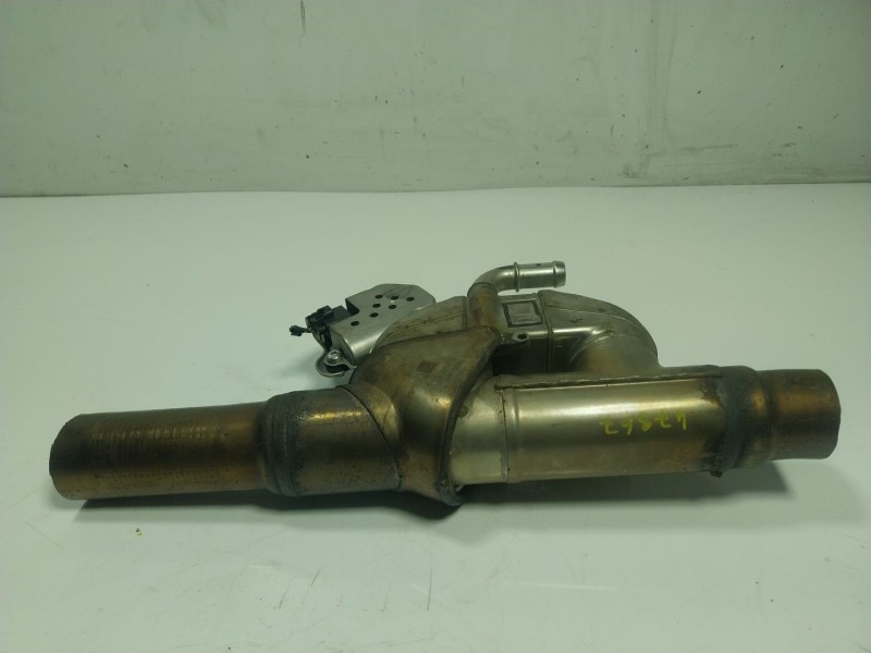 Recambio de salida colector para ford kuga iii (dfk) 1.5 ecoboost referencia OEM IAM 2520106 LX615H262AG 