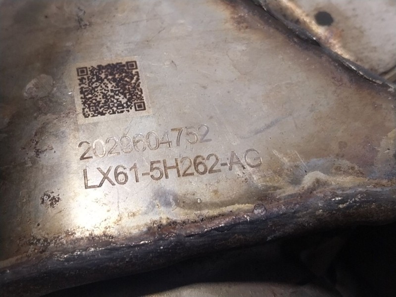 Recambio de salida colector para ford kuga iii (dfk) 1.5 ecoboost referencia OEM IAM 2520106 LX615H262AG 