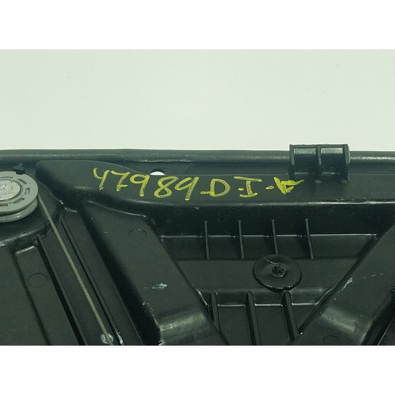 Recambio de elevalunas delantero izquierdo para hyundai i30 (pde, pd, pden) 2.0 n referencia OEM IAM  82470G4050 