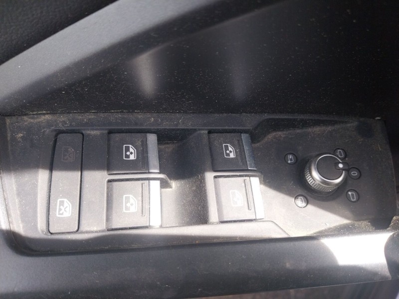 audi q3 sportback (f3n) del año 2021