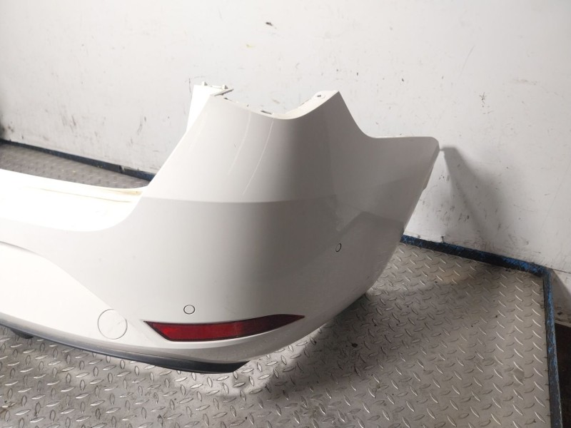 Recambio de paragolpes trasero para seat leon (kl1) style referencia OEM IAM   