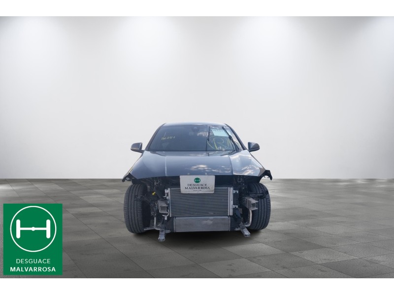 bmw 1 (f40) del año 2020