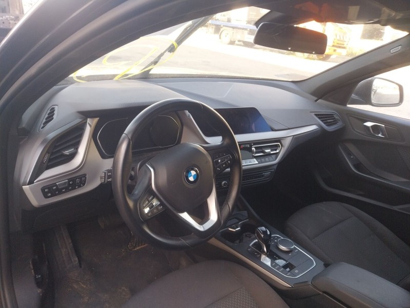 bmw 1 (f40) del año 2020